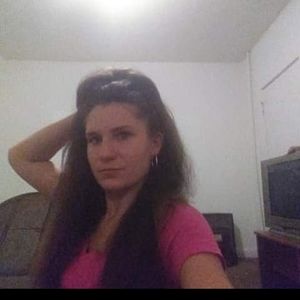 Meet your Posher, Mia